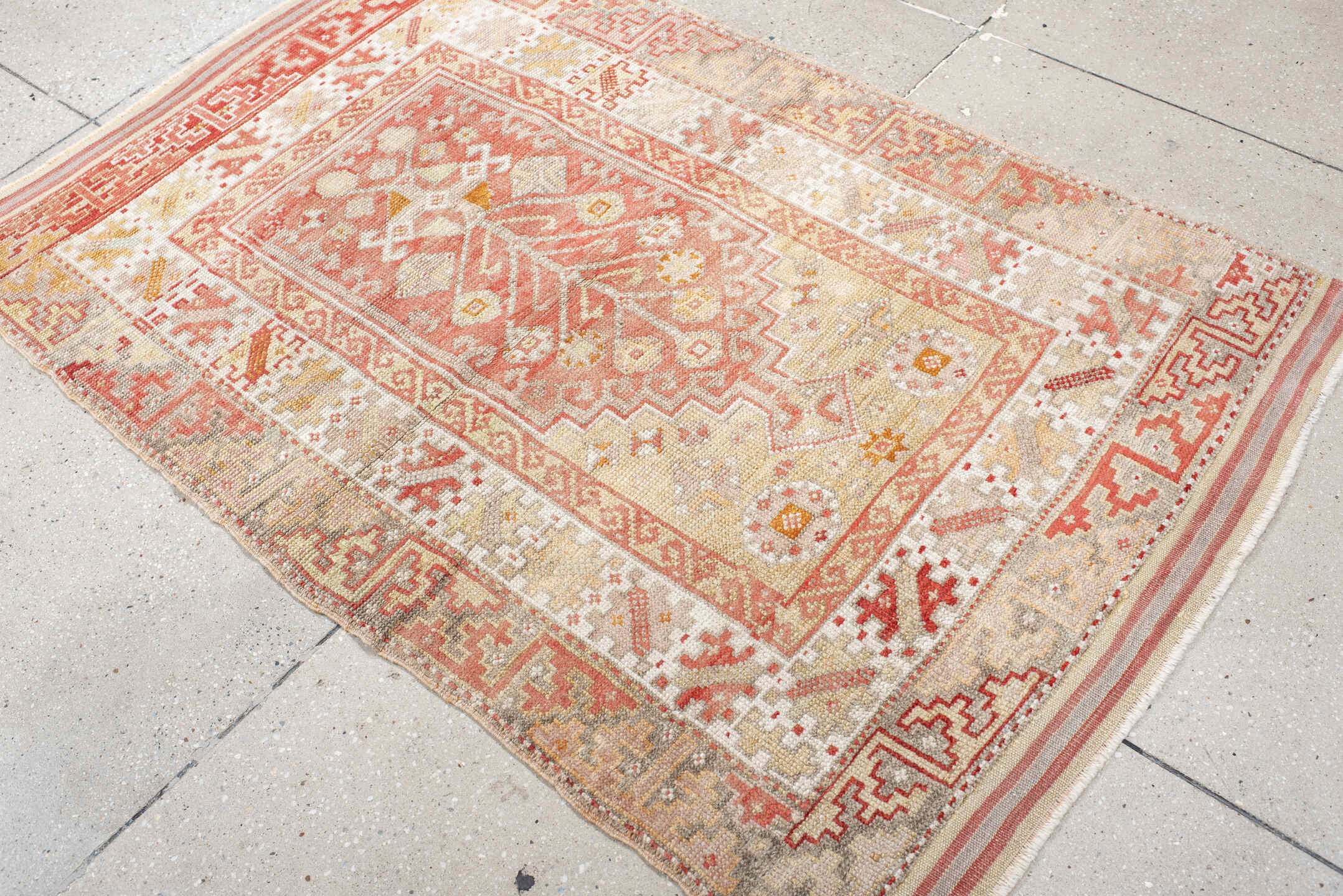 3' x 5' one-of-a-kind handmade vintage Anatol small size rug. Color palette: antiquewhite, beige, blanched almond, brown