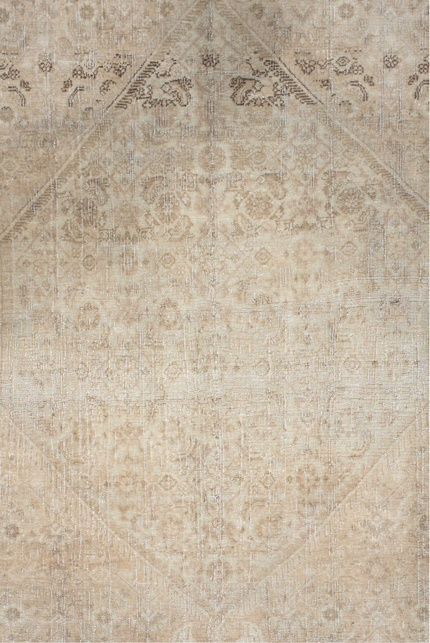 7' x 10' one-of-a-kind handmade vintage Bidjar large size rug. Color palette: antiquewhite, brown, gray, light gray