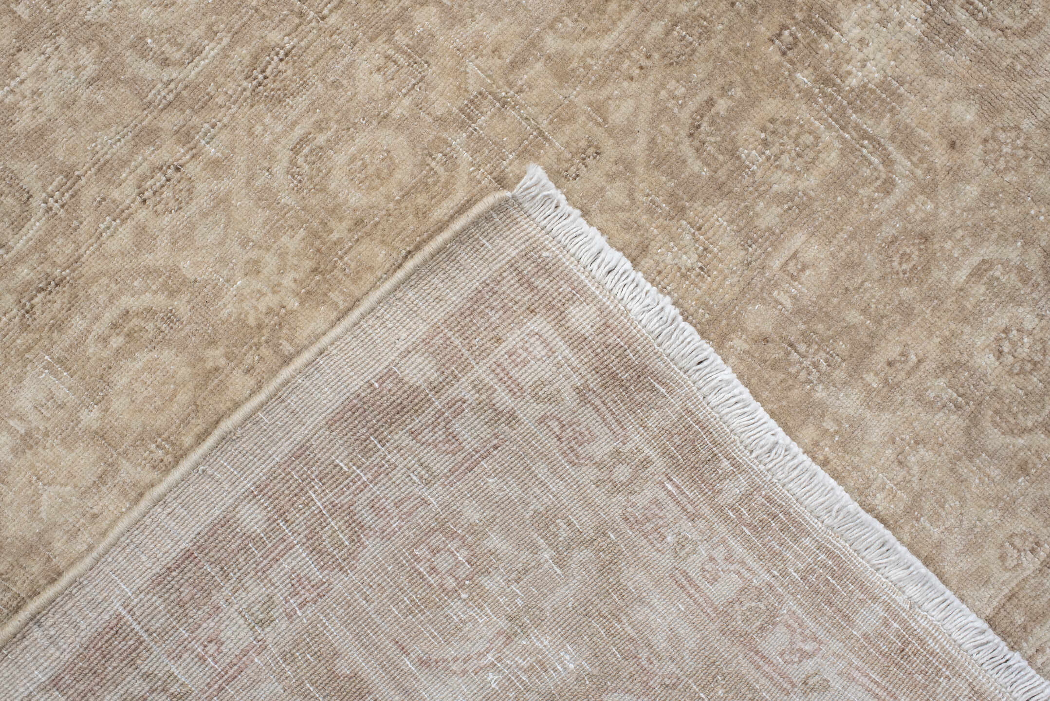 7' x 10' one-of-a-kind handmade antique Bidjar large size rug. Color palette: ivory, beige, taupe, sand, cream, camel