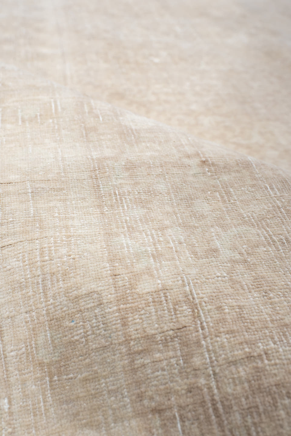 6' x 10' one-of-a-kind handmade antique Bidjar large size rug. Color palette: ivory, cream, sand, beige, taupe, gray