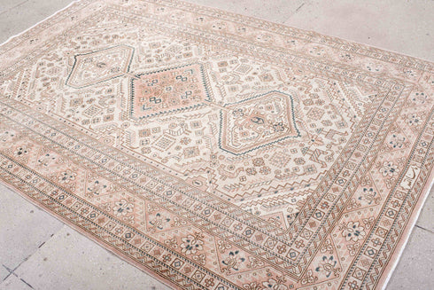 Antique Sivas Area Rug (5' x 8')