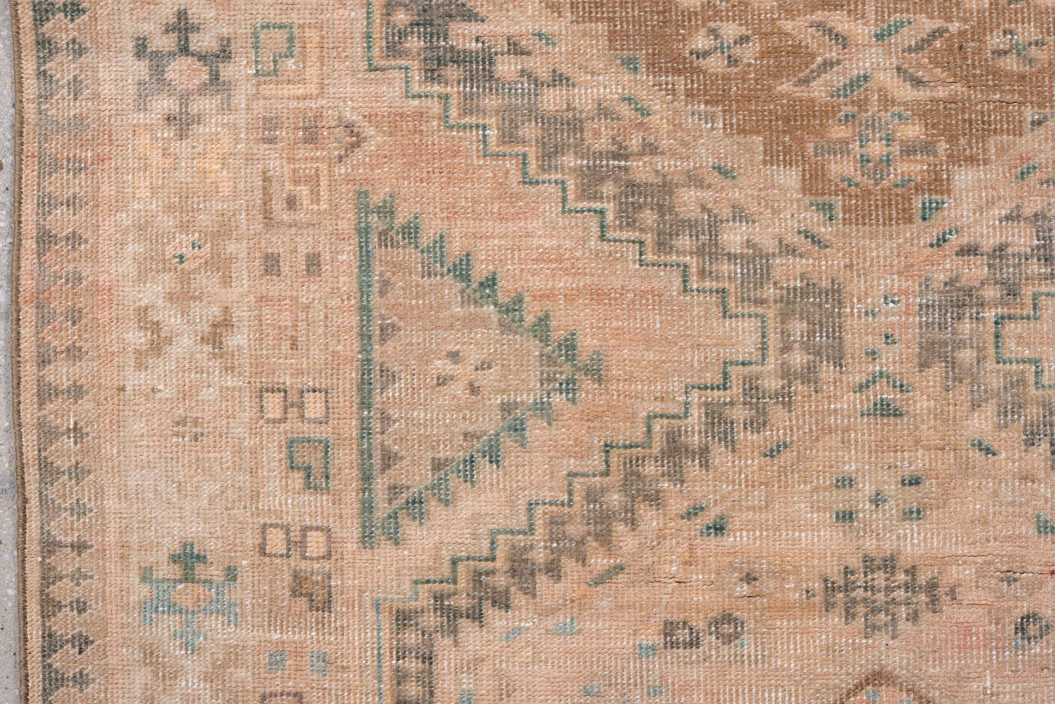 3' x 7' one-of-a-kind handmade antique Sarab runner rug. Color palette: blush, ivory, camel, taupe, pale teal, muted rust