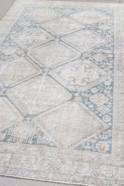 Antique Farahan Area Rug (5' x 9')