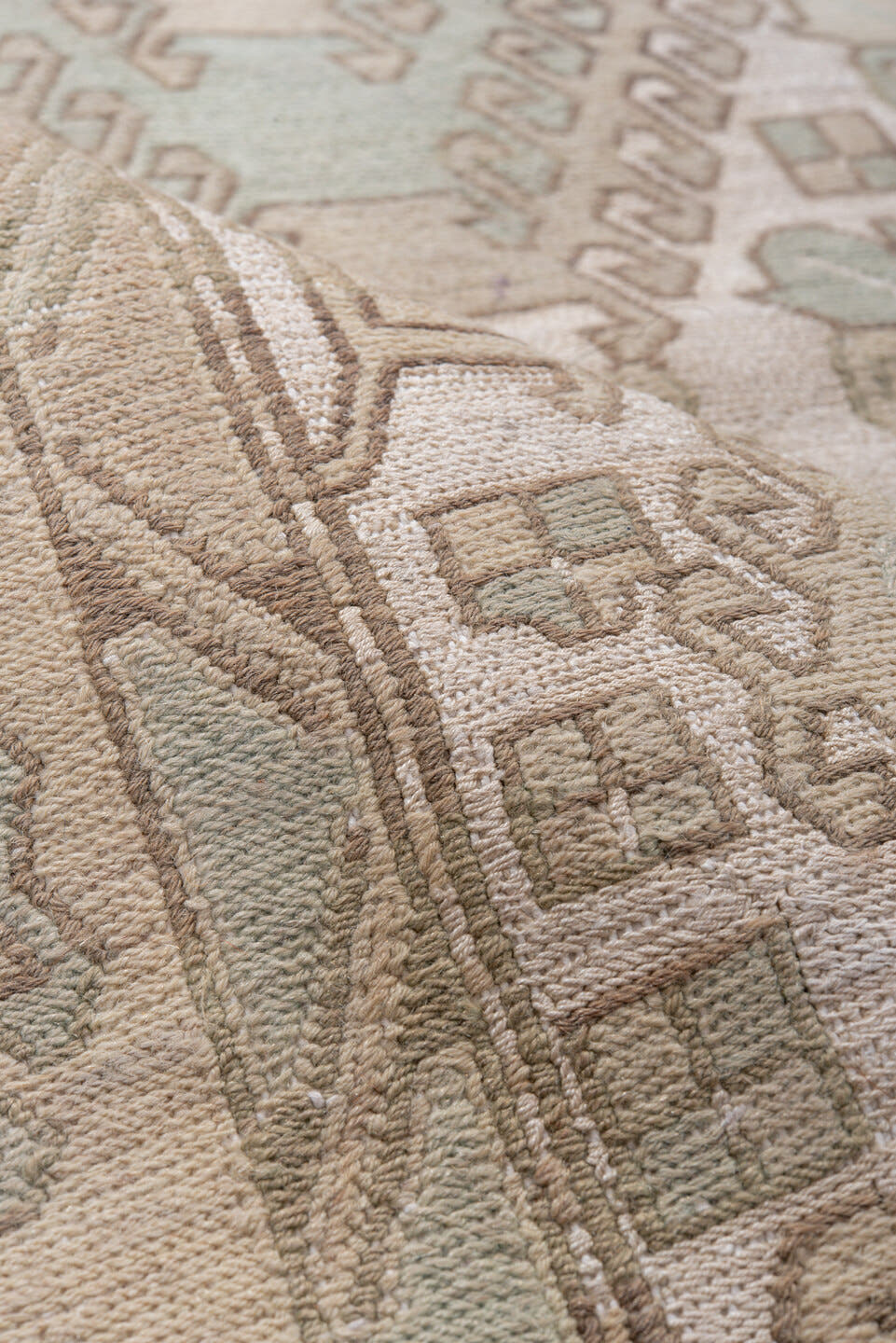 4' x 6' one-of-a-kind handmade vintage Sumak small size rug. Color palette: ivory, taupe, beige, blush, pale sage, sand