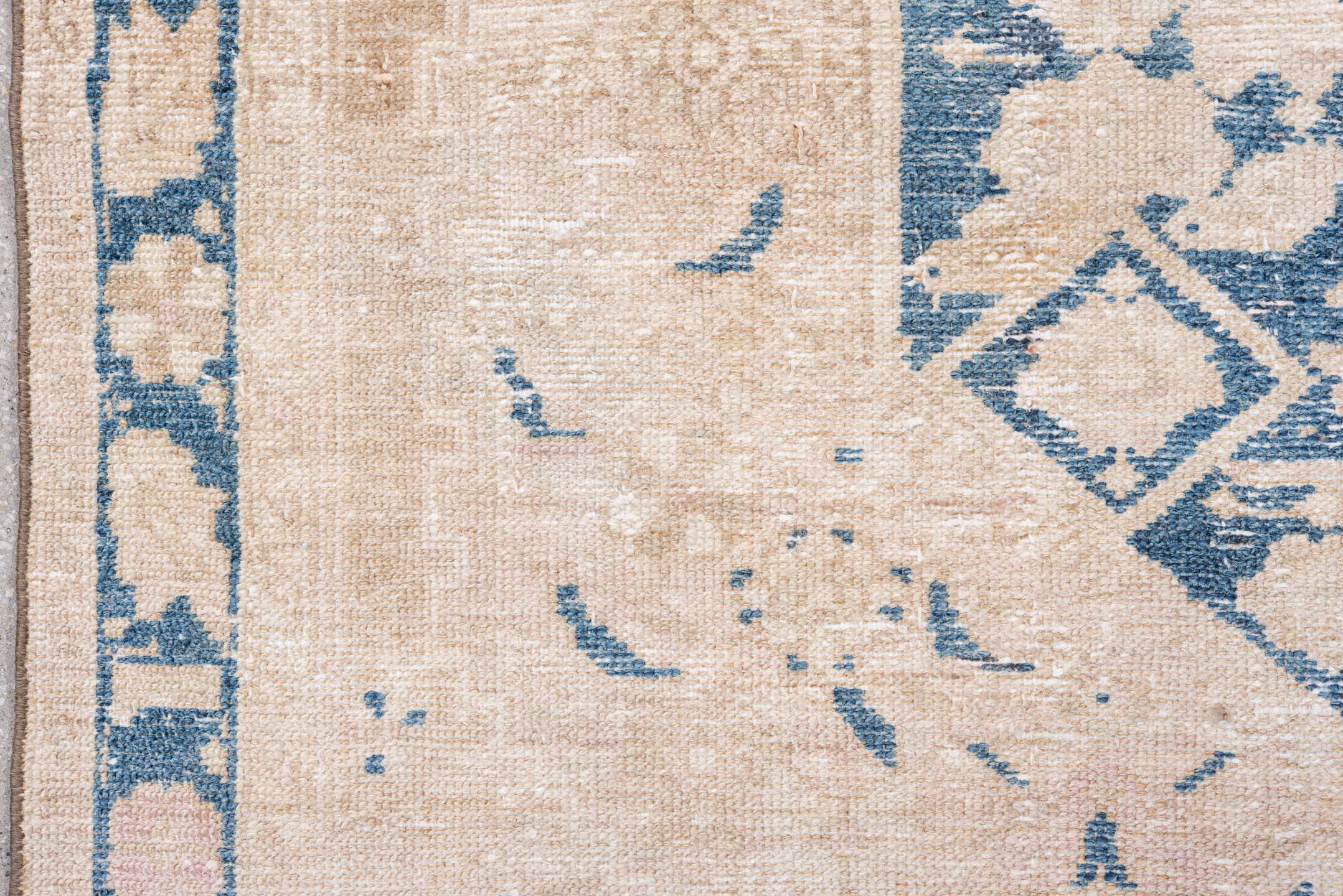 4' x 6' one-of-a-kind handmade antique Hamadan small size rug. Color palette: ivory, blue, beige, camel