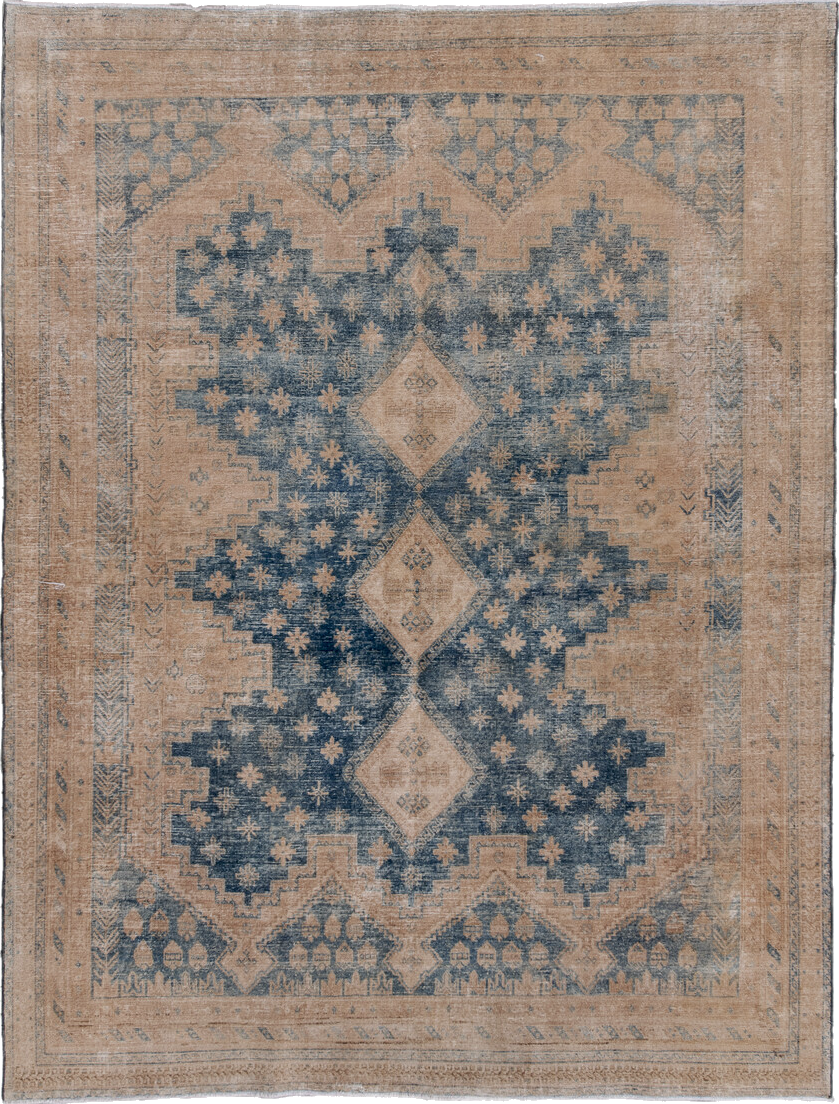 5' x 7' one-of-a-kind handmade vintage Afshar rug. Color palette: blue, brown, dim gray, gray, light gray, pink, silver
