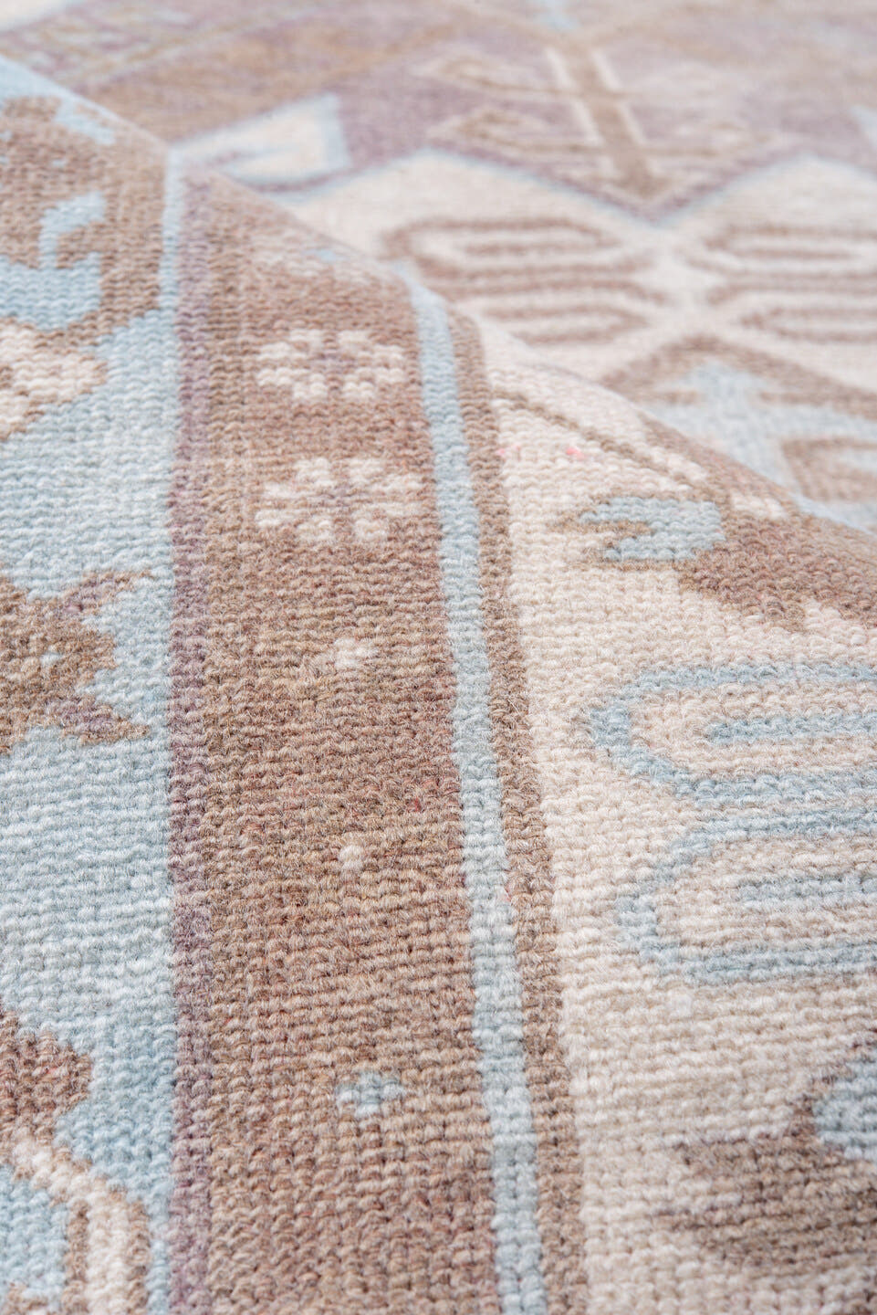 2' x 9' one-of-a-kind handmade antique Sivas runner rug. Color palette: blush, ivory, pale blue, taupe, camel, pink
