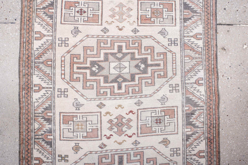 Antique Sivas Runner Rug (2' x 11')