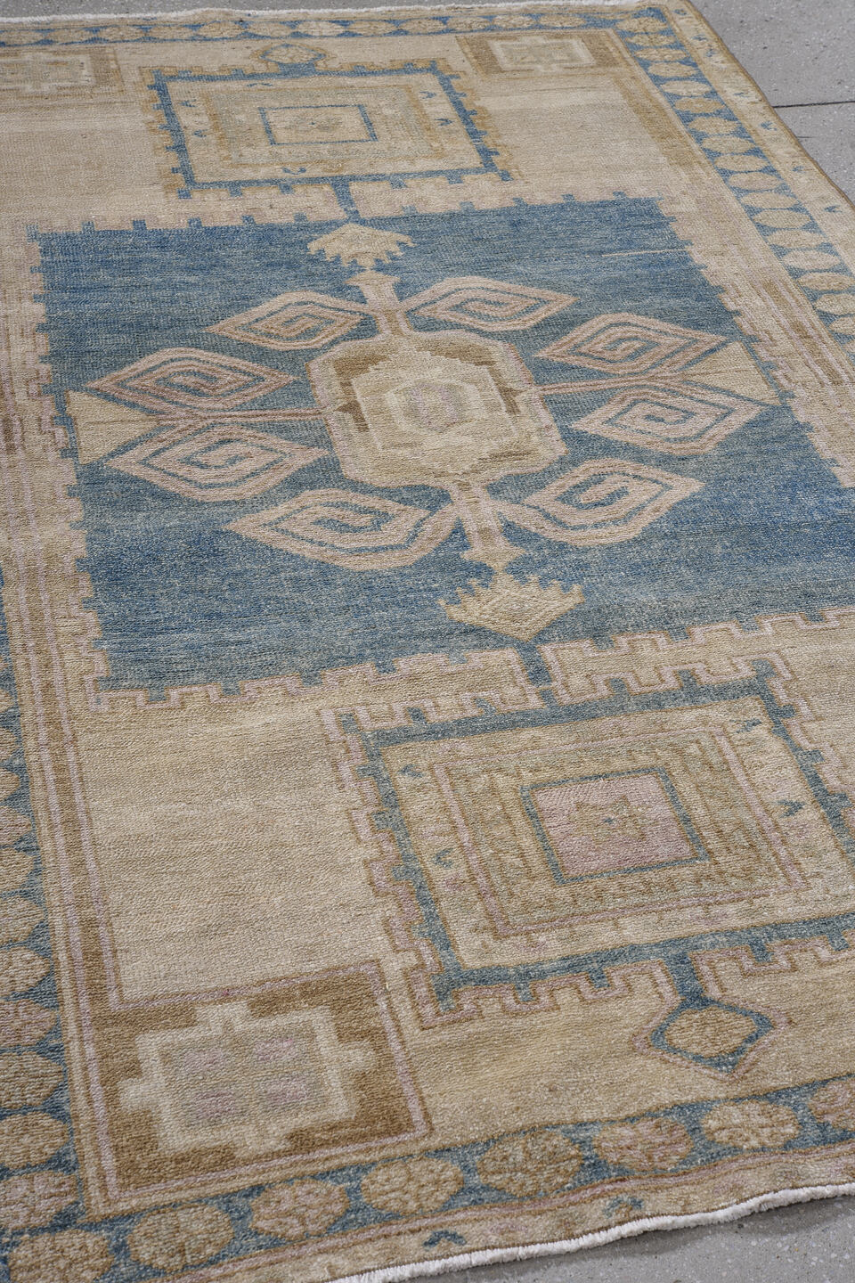 4' x 6' one-of-a-kind handmade antique Hamadan small size rug. Color palette: ivory, sky blue, beige, taupe, camel