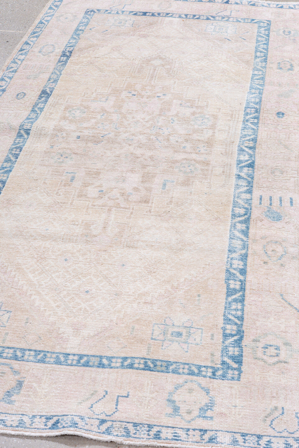 3' x 6' one-of-a-kind handmade antique Hamadan small size rug. Color palette: blush, ivory, sky_blue, powder_blue, cream