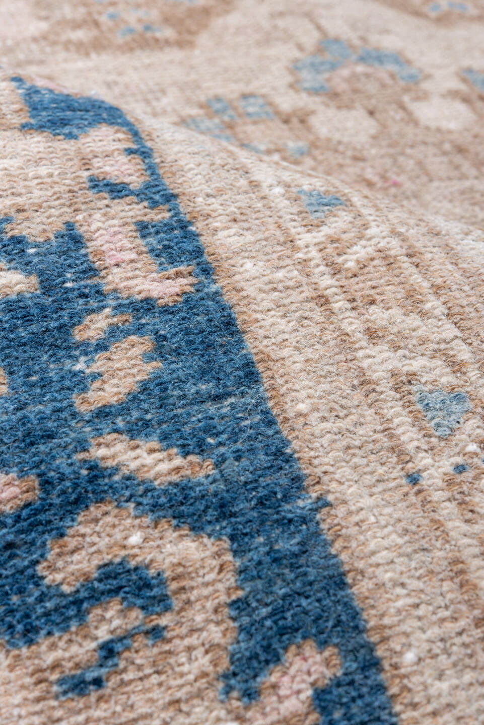 4' x 6' one-of-a-kind handmade antique Hamadan small size rug. Color palette: ivory, beige, sky blue, taupe, camel