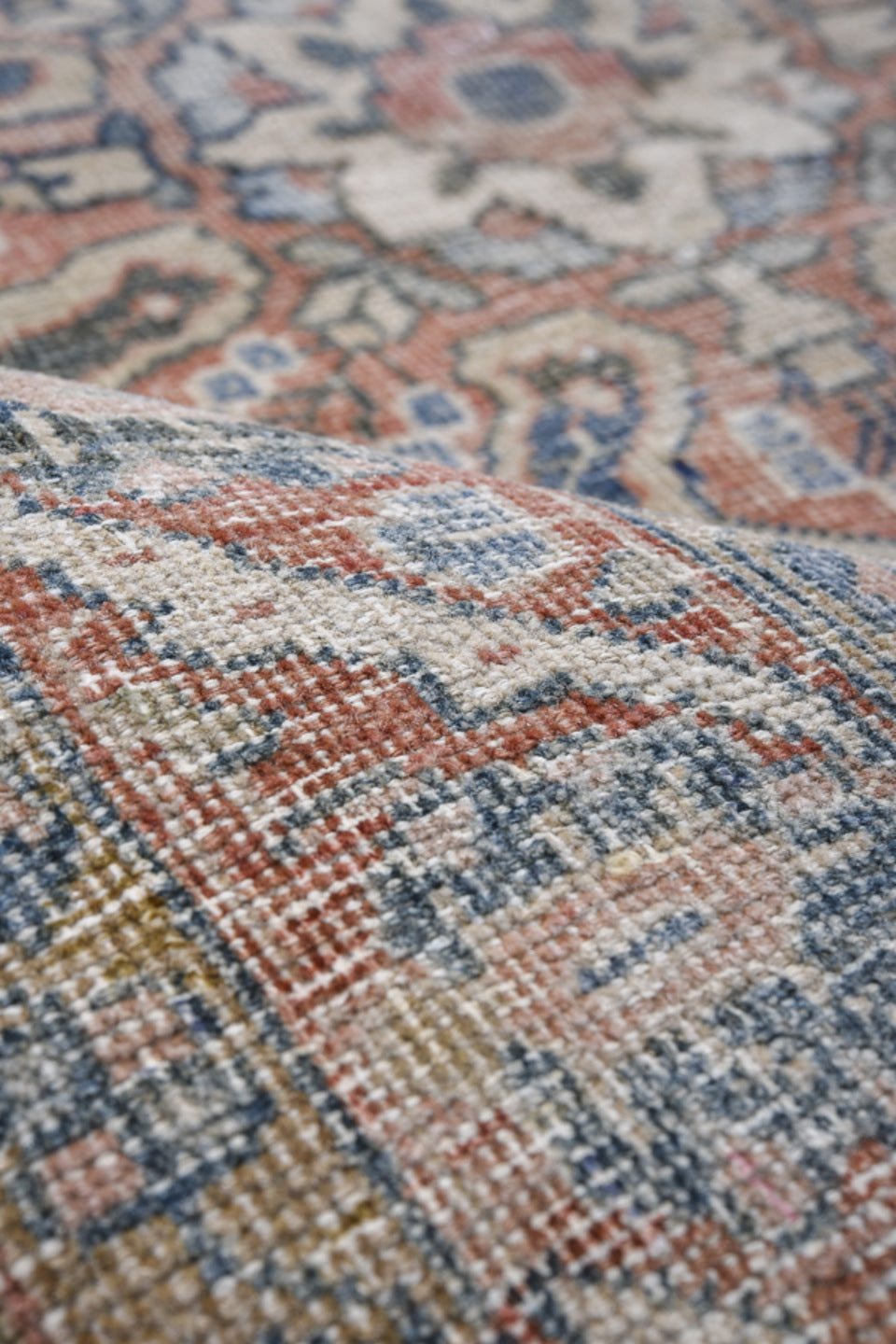 4' x 6' one-of-a-kind handmade antique Mahal small size rug. Color palette: navy, ivory, blush, rust, slate, cream