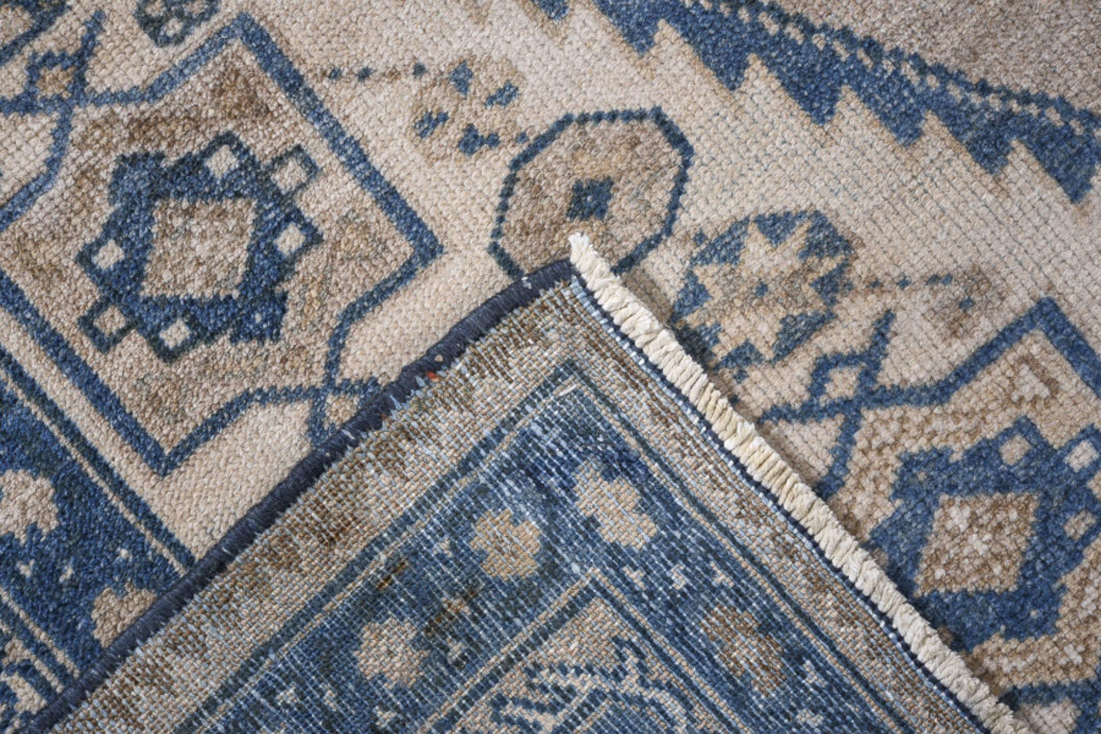 4' x 6' one-of-a-kind handmade vintage Malayer small size rug. Color palette: blue, dark gray, dim gray, fiord, gray