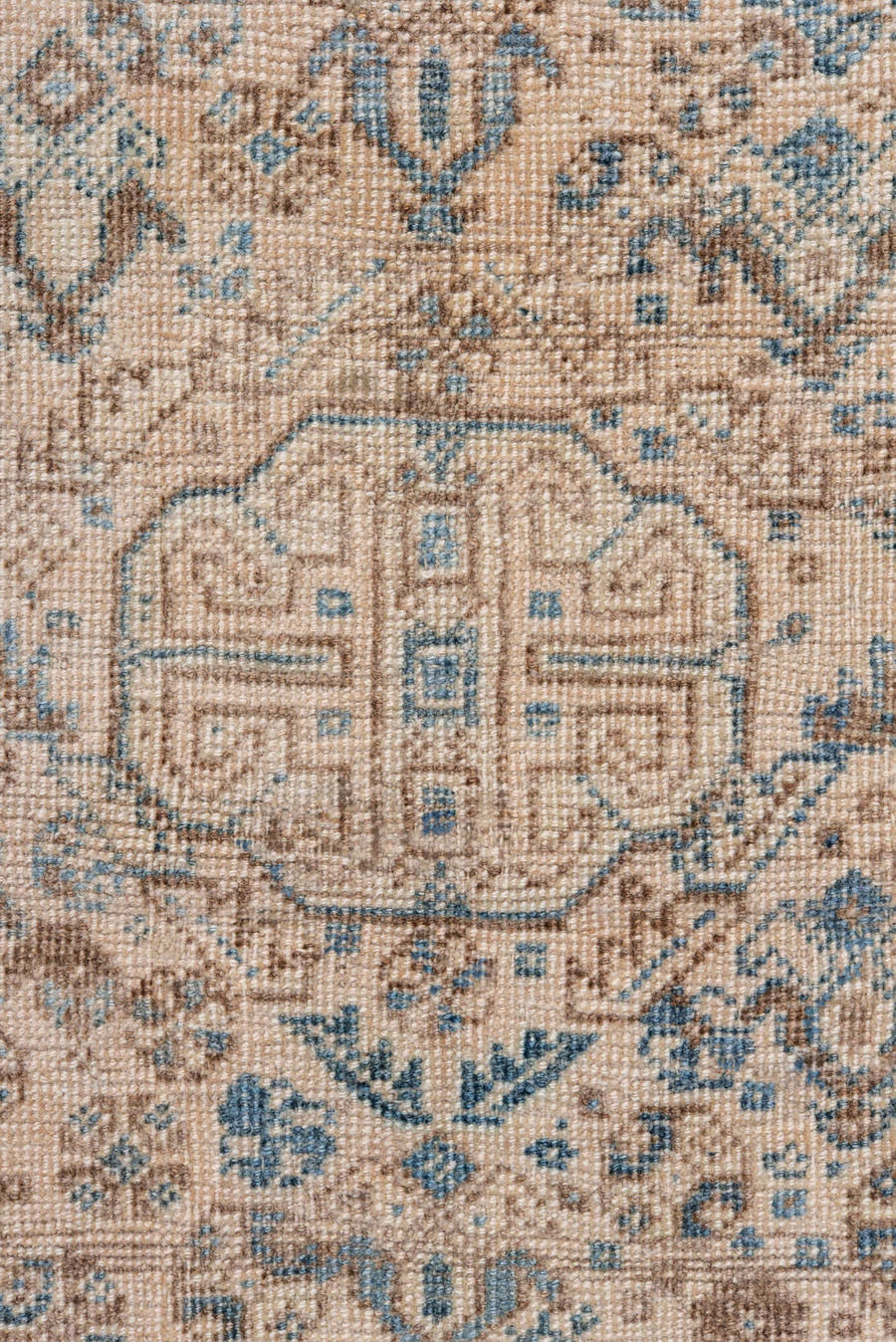 3' x 5' one-of-a-kind handmade antique Shiraz small size rug. Color palette: ivory, sky blue, taupe, beige, camel, slate