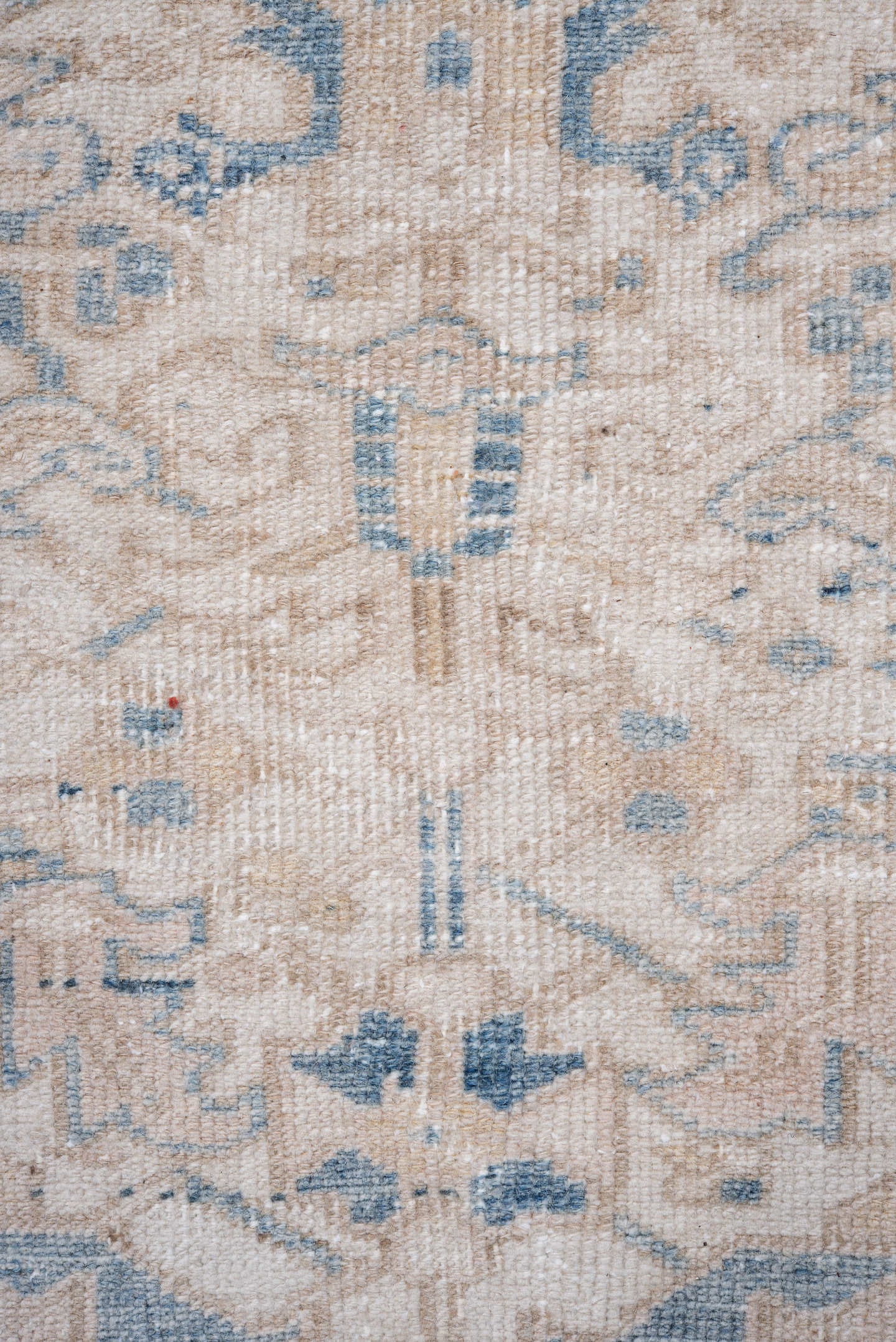 7' x 10' one-of-a-kind handmade vintage Heriz large size rug. Color palette: ivory, sky blue, beige, taupe, camel