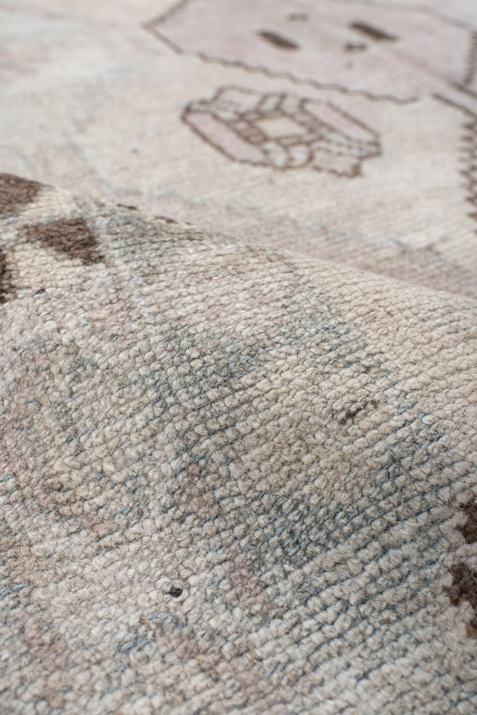 4' x 7' one-of-a-kind handmade vintage Gabbe rug. Color palette: brown, dark gray, dim gray, gainsboro, gray, light gray