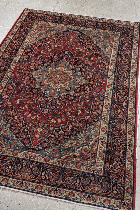 Antique Kashan Area Rug (4' x 5')