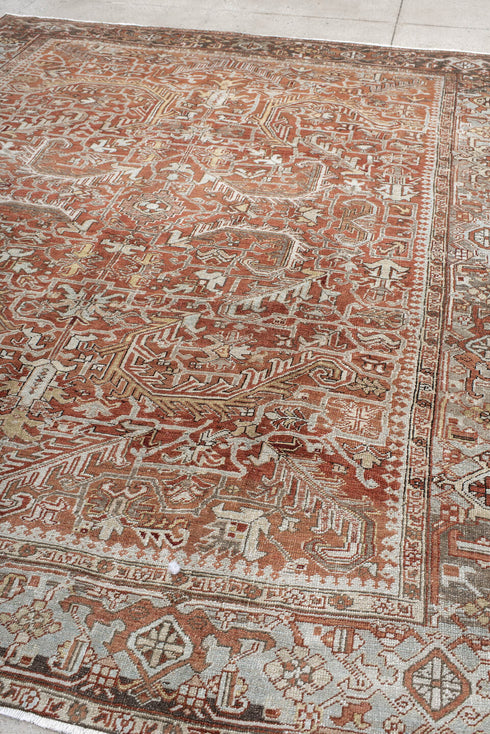 Antique Area Rug (8' x 10')