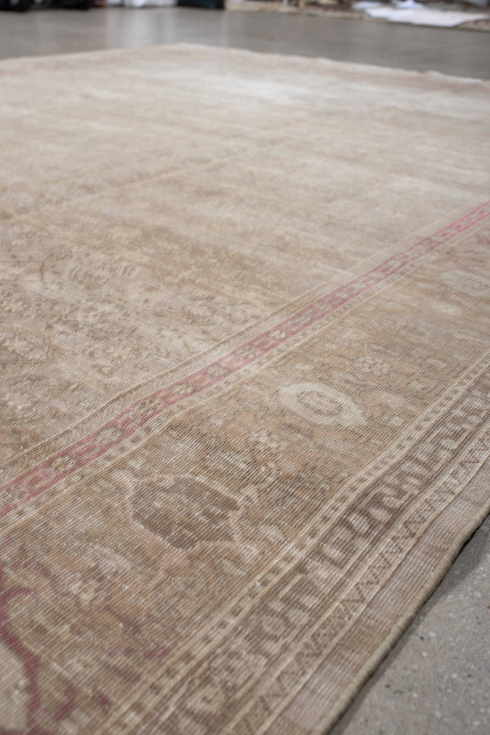 6' x 10' one-of-a-kind handmade vintage Sivas large size rug. Color palette: brown, gray, off-white, pink, light gray