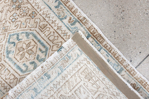 Vintage Area Rug (2' x 3')