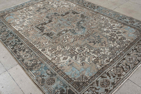 Antique Heriz Area Rug (6' x 9')