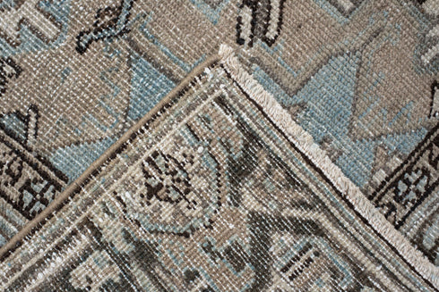 Antique Heriz Area Rug (6' x 9')