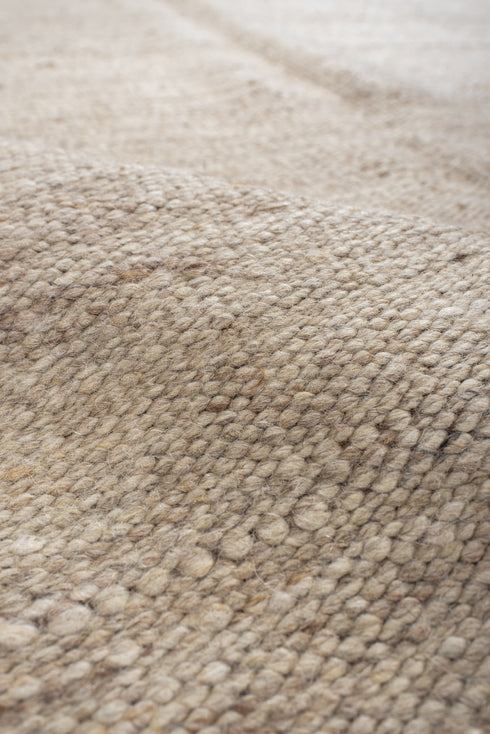 Vintage Kilim Area Rug (7' x 10')