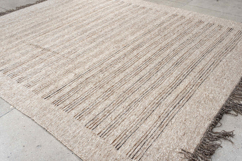 Vintage Kilim Area Rug (9' x 11')