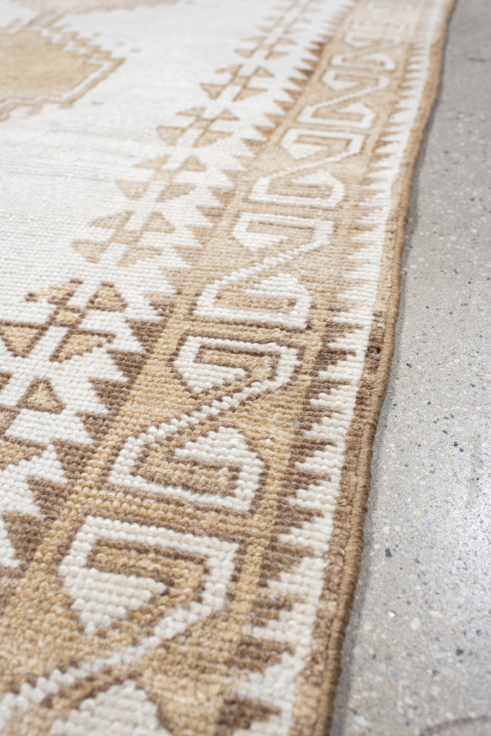 3' x 6' one-of-a-kind handmade vintage Gabbe small size rug. Color palette: ivory, beige, taupe, cream, gray