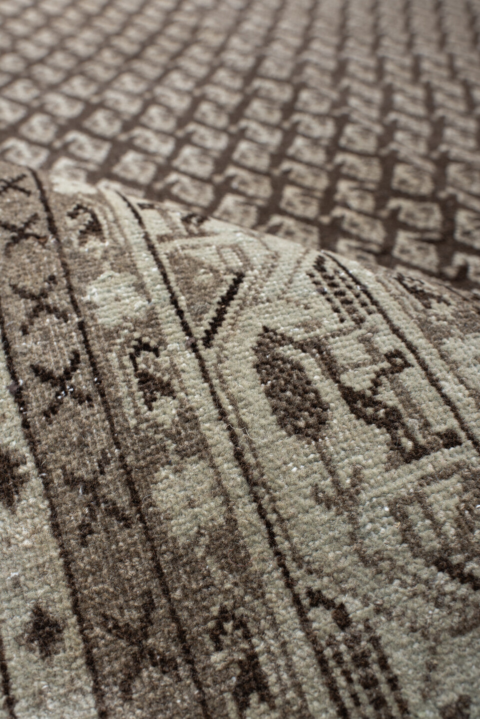 7' x 10' one-of-a-kind handmade vintage Mir large size rug. Color palette: black, brown, gray, light gray, off-white, pink