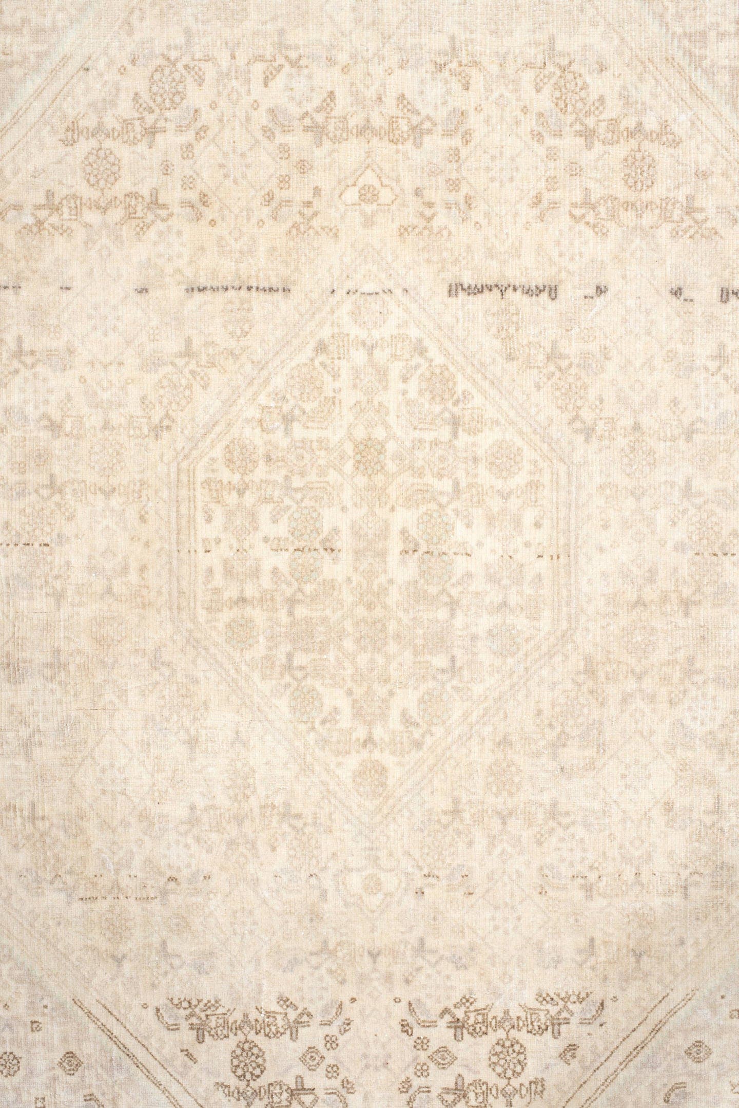 3' x 5' one-of-a-kind handmade antique Bidjar small size rug. Color palette: ivory, cream, beige, taupe, camel, gray
