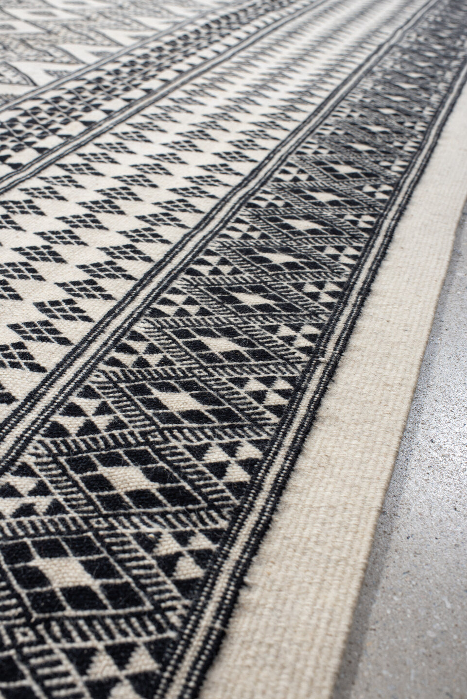 7' x 10' one-of-a-kind handmade vintage Kilim large size rug. Color palette: ivory, charcoal, black, gray