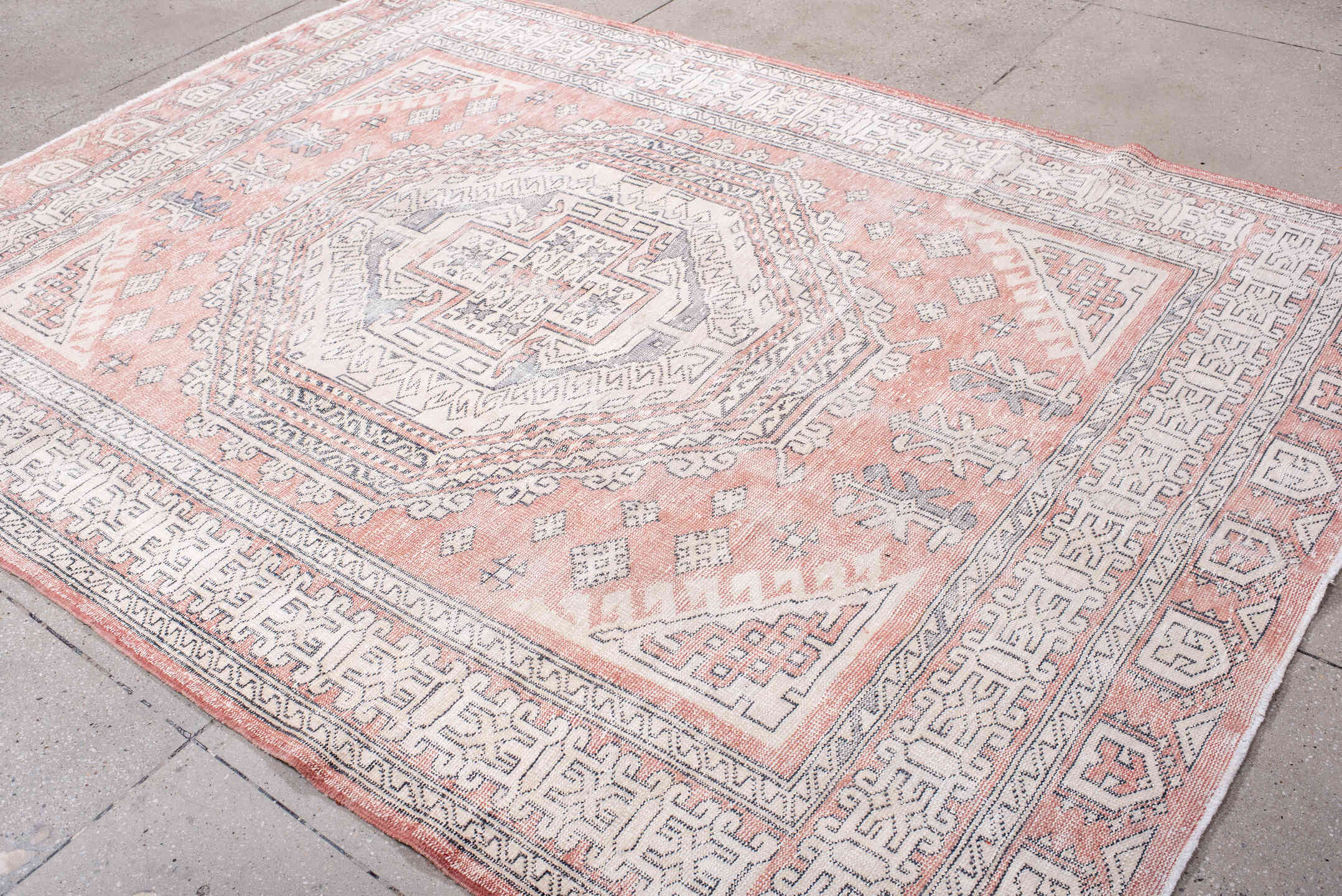 6' x 9' one-of-a-kind handmade vintage Sparta medium size rug. Color palette: rose, ivory, slate, blush, taupe, pink, red