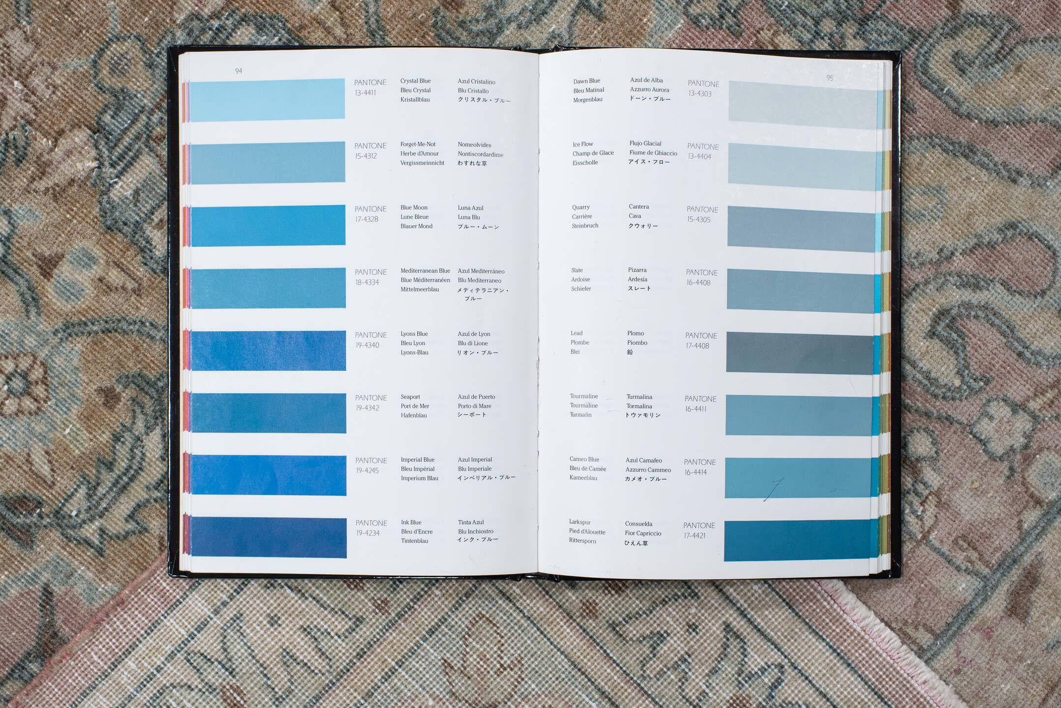 9' x 12' one-of-a-kind handmade vintage Tabriz large size rug. Color palette: brown, dark gray, gray, light gray, off-white