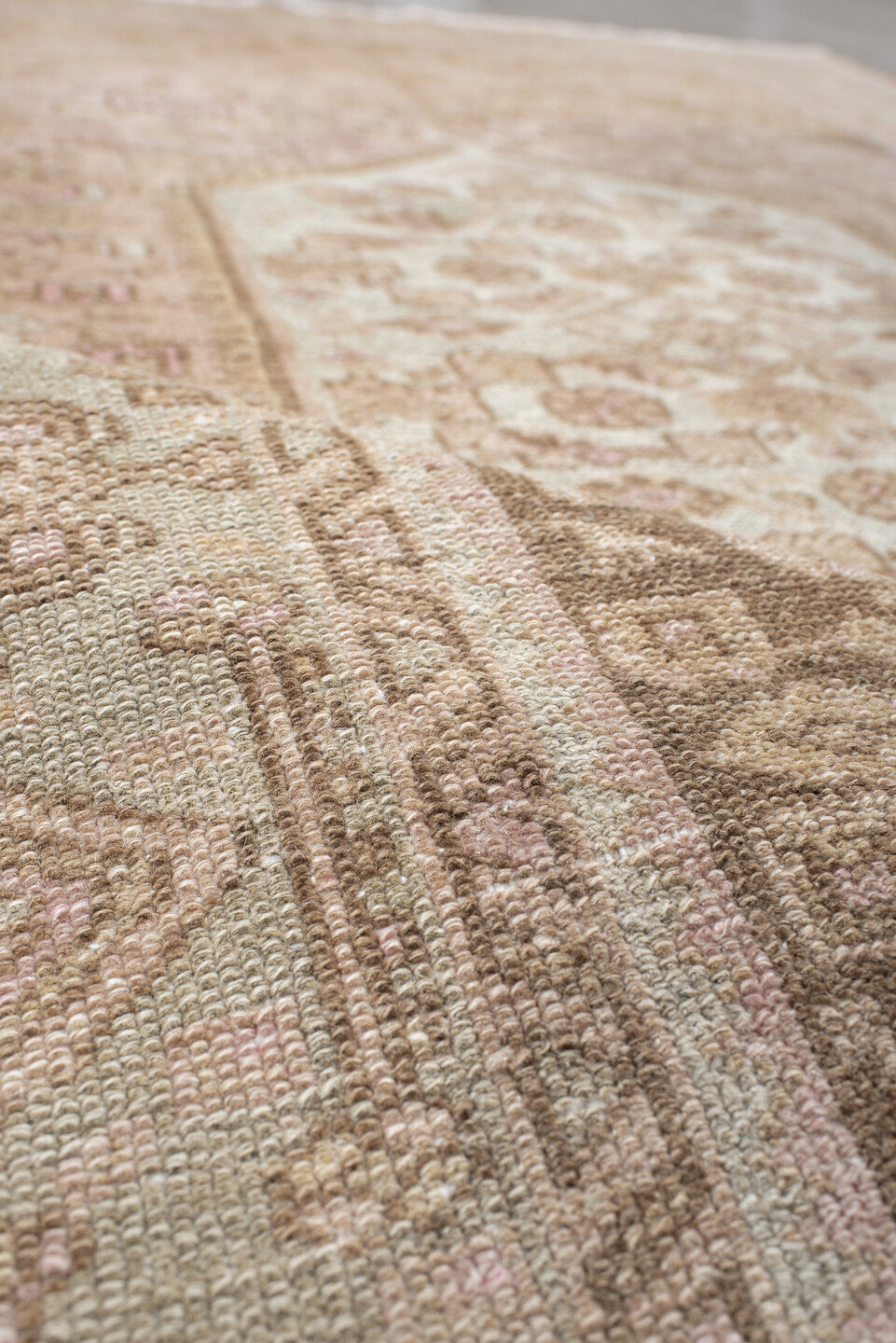 4' x 6' one-of-a-kind handmade antique Hamadan small size rug. Color palette: ivory, taupe, blush, sage, camel, brown, beige