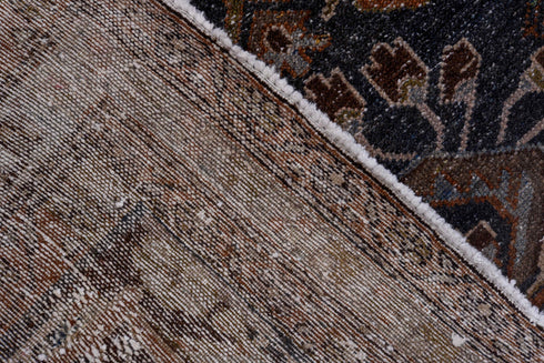 Antique Area Rug (4' x 7')