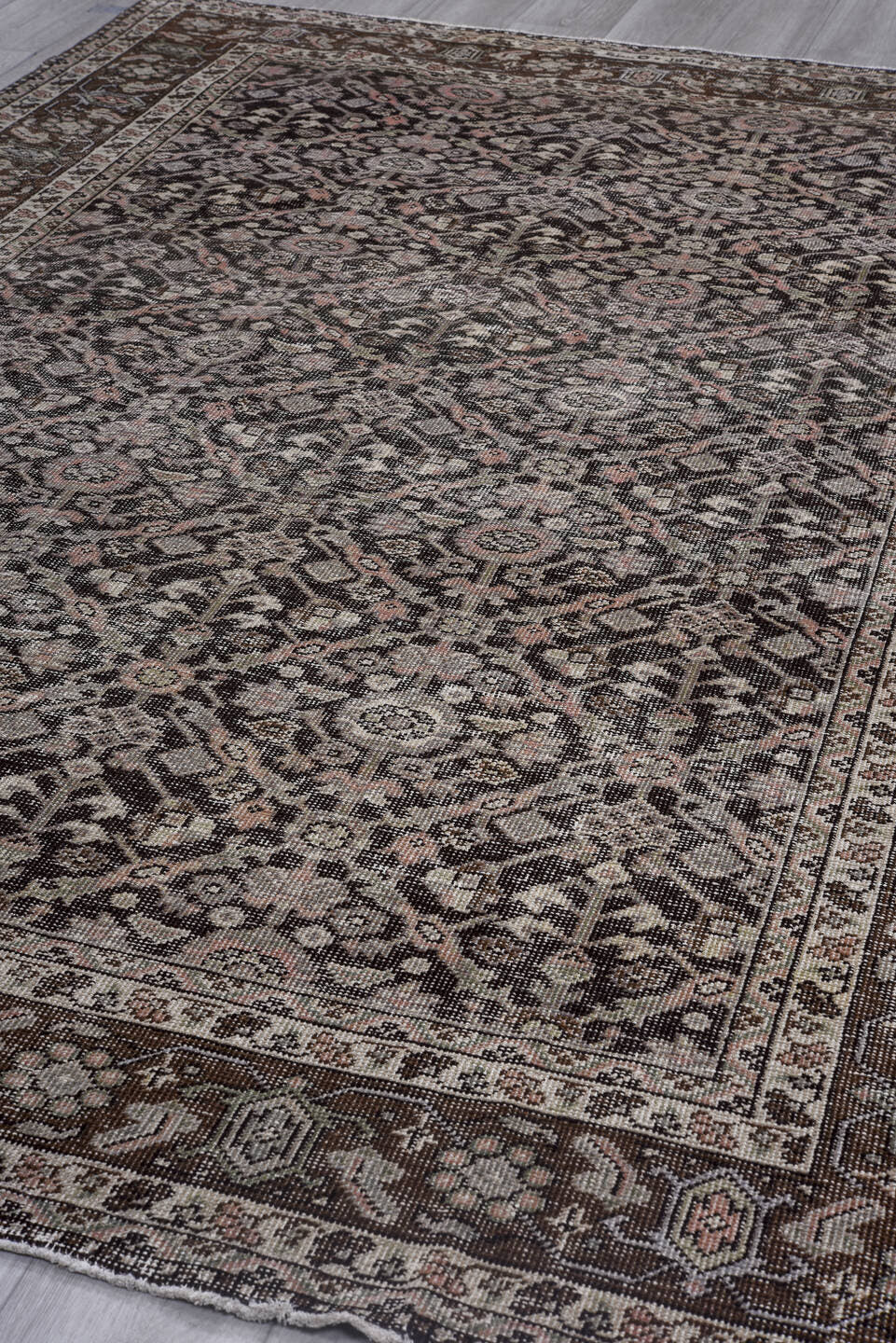 6' x 9' one-of-a-kind handmade antique Mahal medium size rug. Color palette: charcoal, taupe, ivory, rose, brown, gray