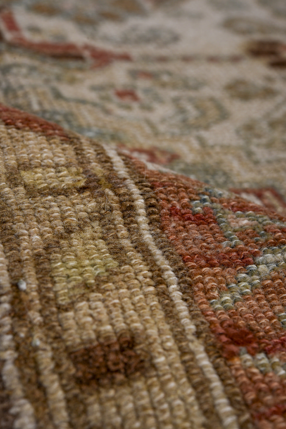 4' x 6' one-of-a-kind handmade vintage Hamadan small size rug. Color palette: black, brown, gainsboro, gray, light gray