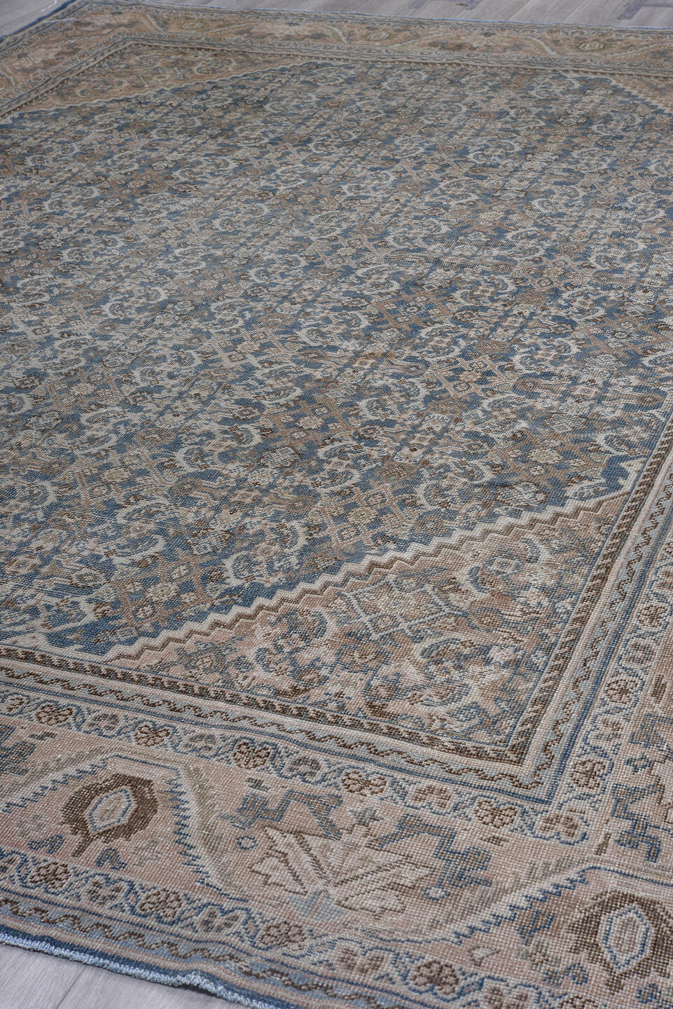10' x 13' one-of-a-kind handmade antique Mahal large size rug. Color palette: blue, ivory, rose, taupe, slate, dusty pink