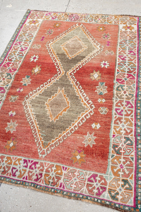 Vintage Gabbe Area Rug (3' x 5')