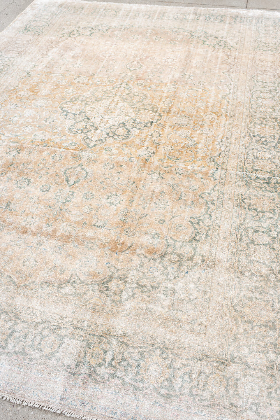 6' x 10' one-of-a-kind handmade vintage Kashan large size rug. Color palette: ivory, blush, pale blue, cream, taupe, sage