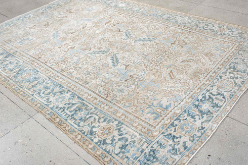 Antique Heriz Area Rug (7' x 10')