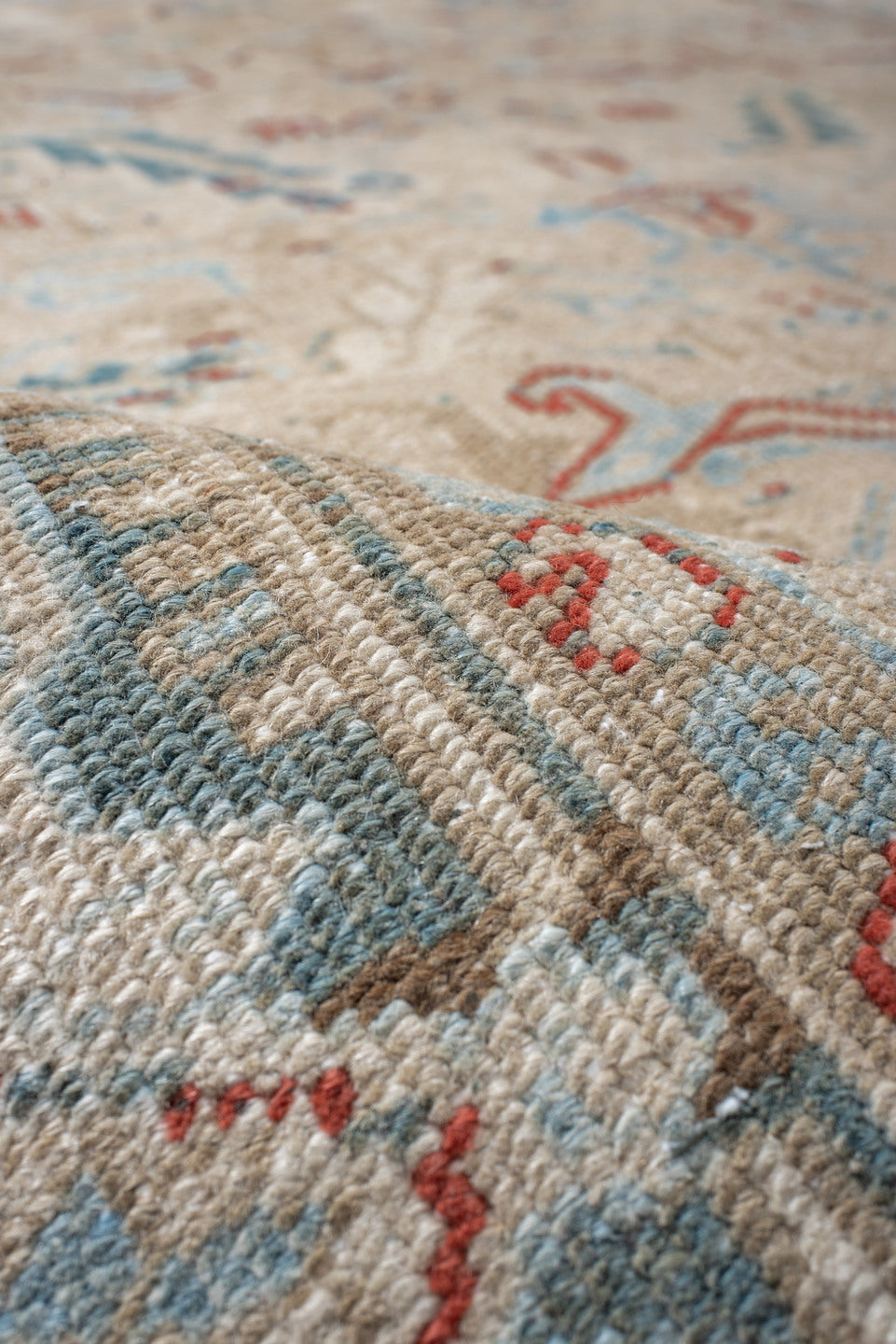 6' x 8' one-of-a-kind handmade vintage Heriz medium size rug. Color palette: blue, brown, dark gray, gainsboro, gray