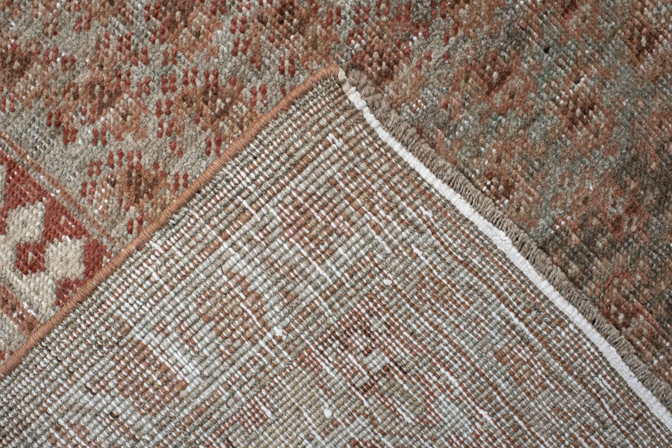 7' x 17' one-of-a-kind handmade vintage Bidjar rug. Color palette: brown, gray, light gray, off-white, pink, red