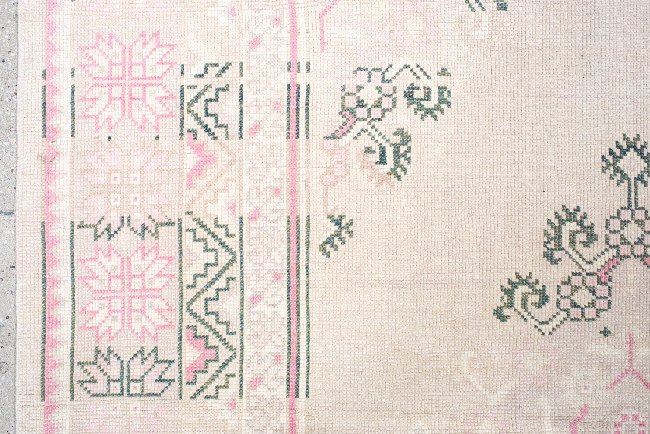8' x 11' one-of-a-kind handmade antique Sivas large size rug. Color palette: ivory, blush, sage, cream, taupe, pink, green