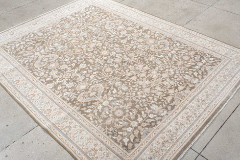 Antique Sivas Area Rug (6' x 7')