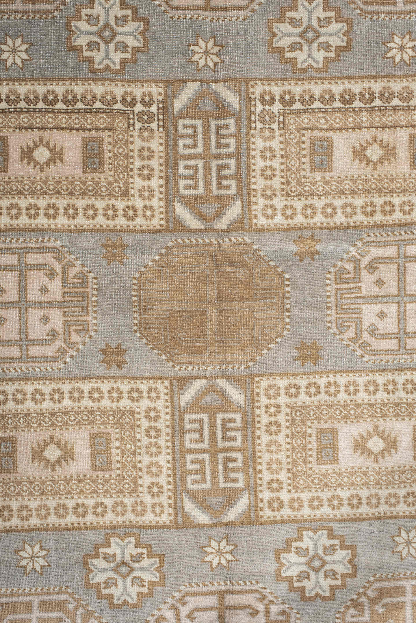 4' x 5' one-of-a-kind handmade vintage Sivas small size rug. Color palette: ivory, taupe, gray, camel, beige