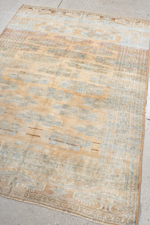 Antique Yamoud Area Rug (4' x 5')