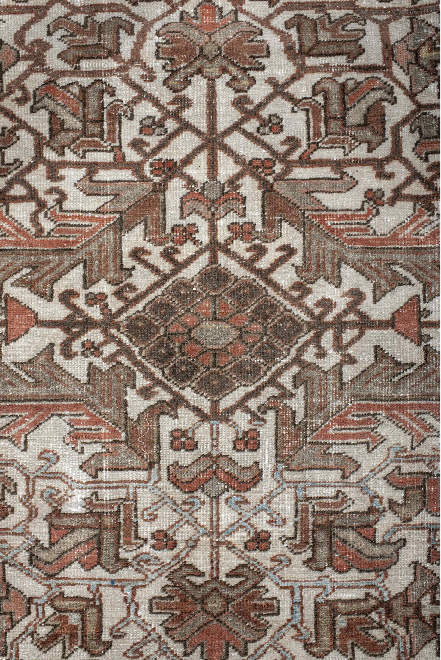 6' x 9' one-of-a-kind handmade vintage Heriz medium size rug. Color palette: brown, dark gray, gray, light blue, light gray