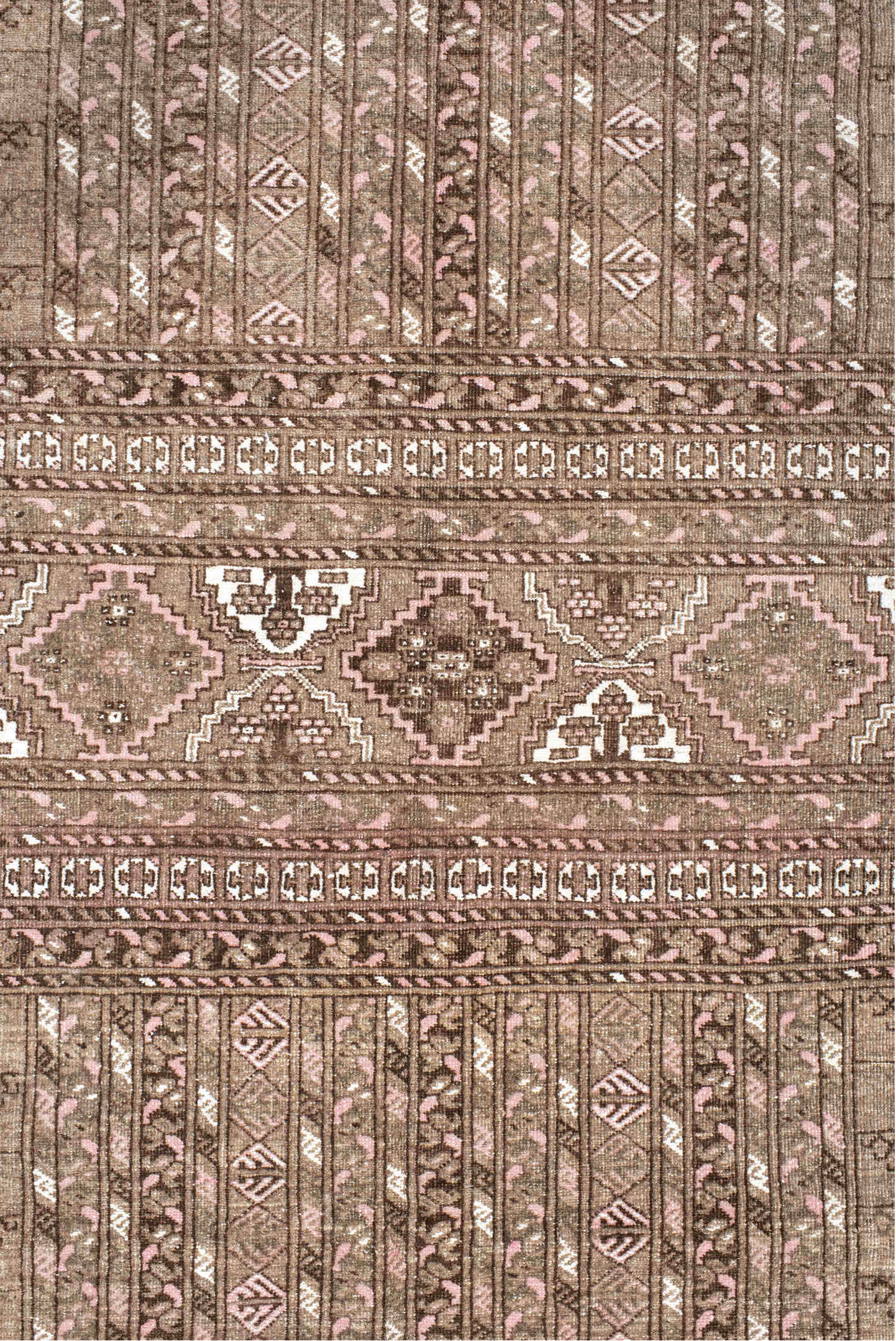 5' x 7' one-of-a-kind handmade vintage rug. Color palette: antiquewhite, brown, floral white, gray, light gray, linen
